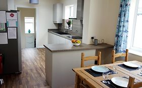 Deany Apartment